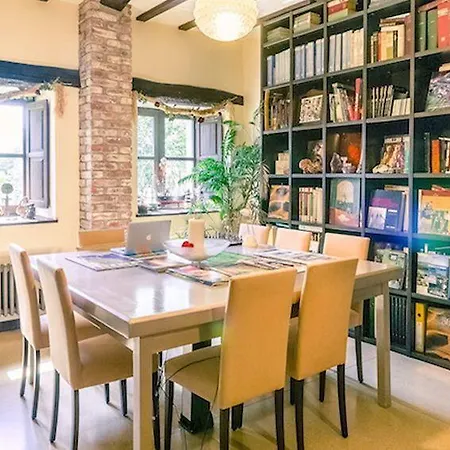 Casona Las Cinco Calderas Hotel