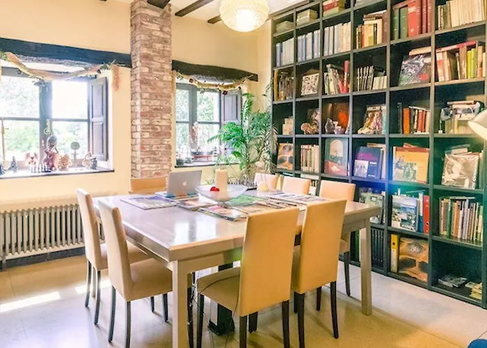 Casona Cinco Calderas Hotel